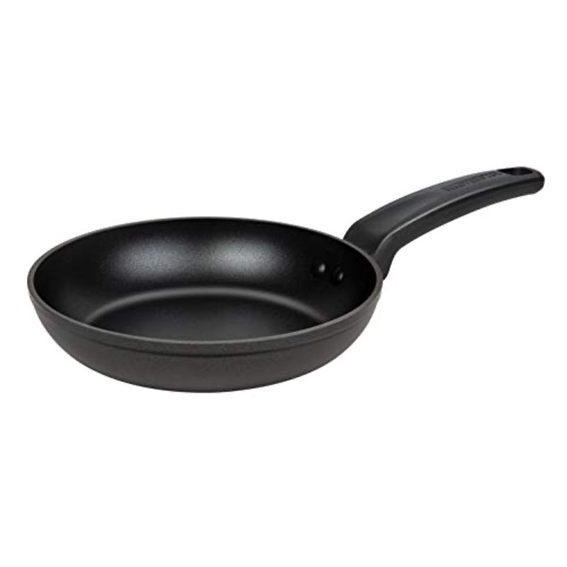 "MASTERPAN Non-Stick ILAG Ultimate Everyday Frying Pan with Bakelite handle, 9.5", black