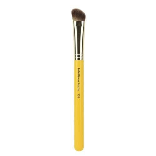 Bdellium Tools Professional Makeup Brush Studio Series - Slanted Detailer 939