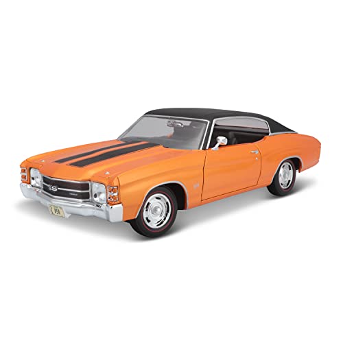 Maisto 1:18 Scale 1971 Chevy Chevelle SS 454 Coupe Diecast Vehicle (Colors May Vary)