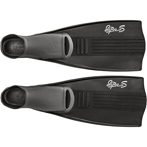 IST Super S Snorkeling Fins with Better Balance Blades & Closed Heel Full Foot Pocket, Eco Friendly Design (Medium, Black)
