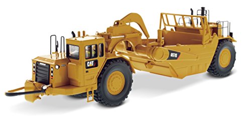 Diecast Masters Caterpillar 657G Wheel Tractor Scraper Model Vehicle