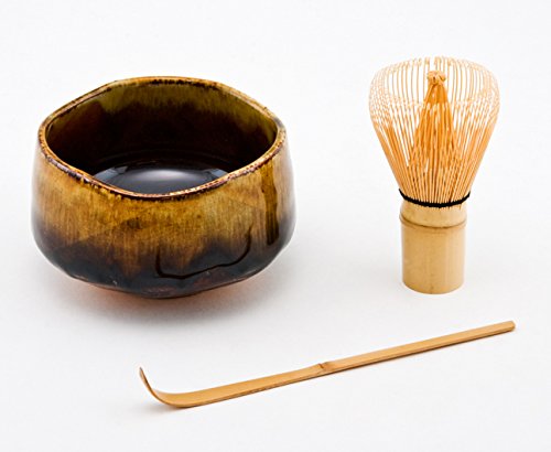FMC Fuji Merchandise Hinomaru Collection Authentic Japanese Traditional Tea Ceremony Green Tea Matcha Bamboo Whisk Scoop and Chawan Bowl 3 Piece Gift Set Starter Kit - Made in Japan (Black/Brown)