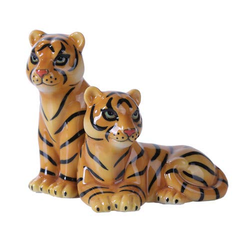 Pacific Trading Giftware 4.75 inches Mr. and Mrs. Tiger Magnetic Salt and Pepper Shaker Kitchen Set