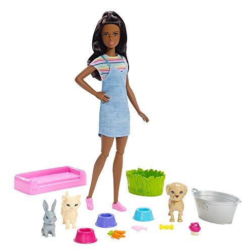 Mattel Barbie Play 'n Wash Pets Playset with Brunette Barbie Doll, 3 Color-Change Animals (A Puppy, Kitten and Bunny) and 10 Pet and Grooming Accessories, Gift for 3 to 7 Year Olds
