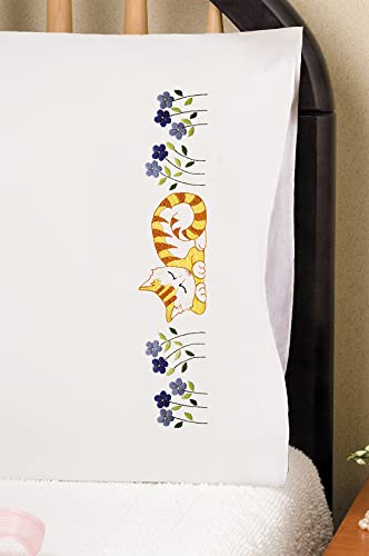 Design Works Crafts Tobin Cat Nap Stamped for Embroidery Pillowcases