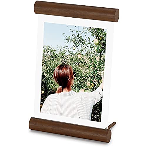 Umbra Scroll Modern Floating Frame for Family Photos, Holiday Pictures and Prints, 5"x7"(12.7x17.78cm), Natural