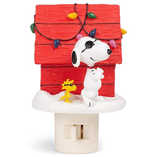 Roman 133782 Snoopy Joe Cool Night Light Christmas Doghouse, 4.25 inch, Multicolor