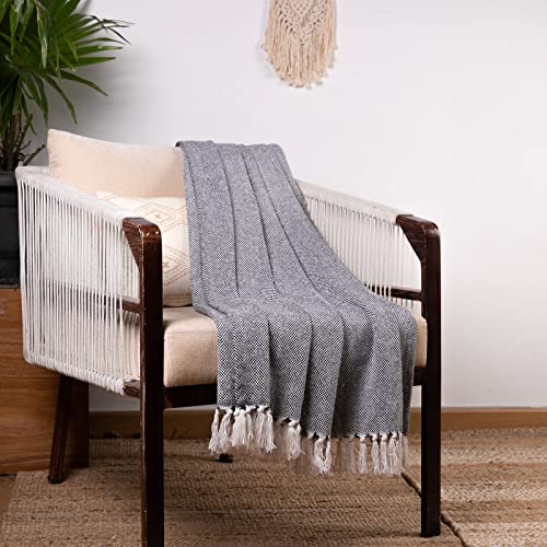 Bzaar Quintessential Textiles Comforting 100% Cotton Throw Blanket with Fringes for Couch, Bed & Sofa, 50 x 60 Inch, Gray