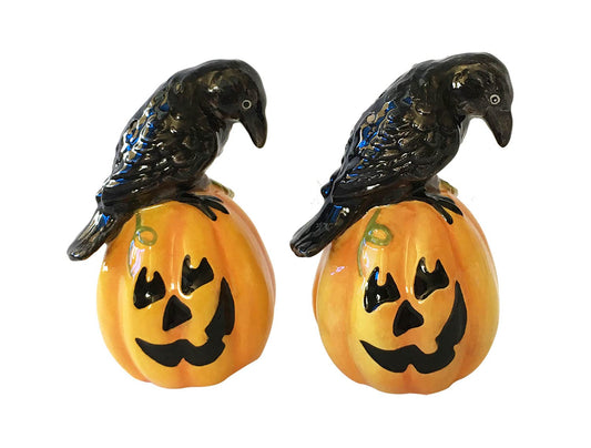 Blue Sky Clayworks 19197 Crow on the Pumpkin Salt and Pepper Set