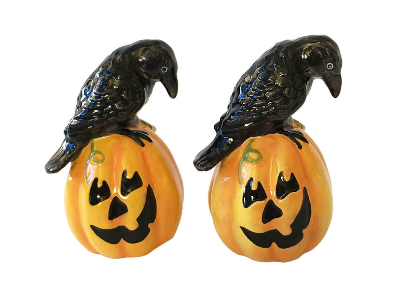 Blue Sky Clayworks 19197 Crow on the Pumpkin Salt and Pepper Set